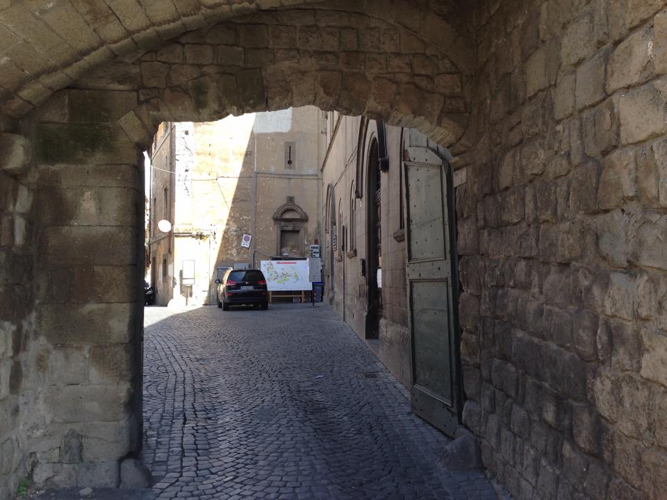 Porta San Pietro 01