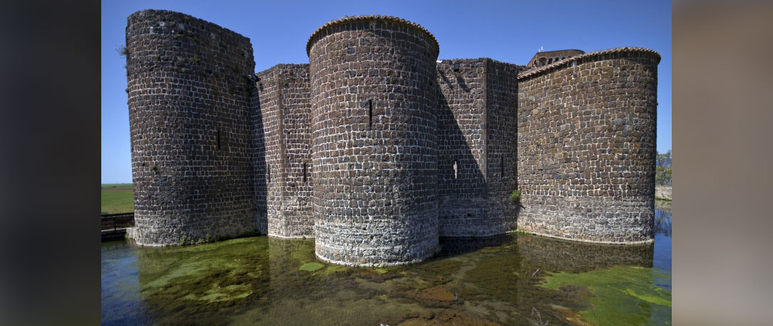 Castello-Badia Vulci