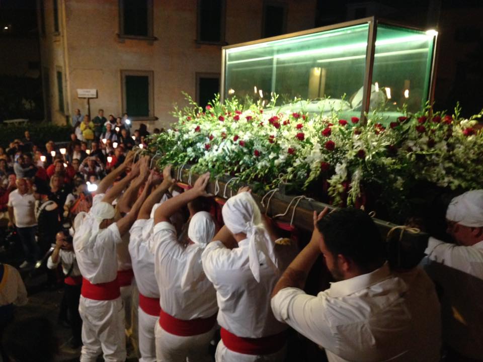 Processione 08