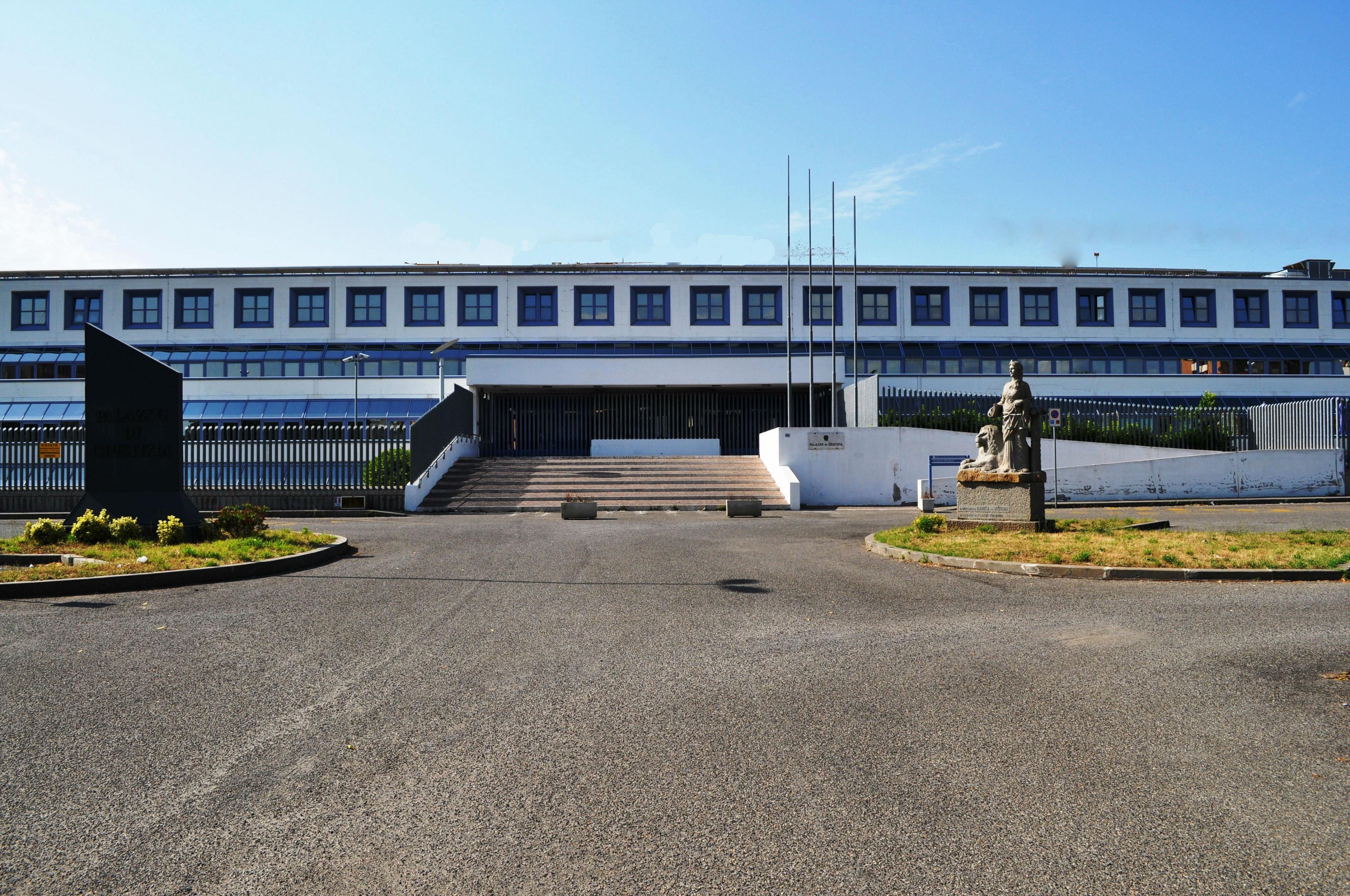 tribunale