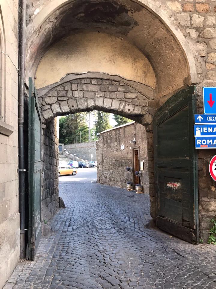 Porta San Pietro 01