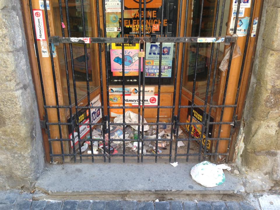degrado via delle fabbriche 1
