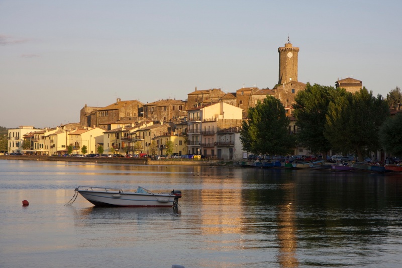 t5_viterbo_marta_marta_al_tramonto_4e88cc8103381_20111002_104137