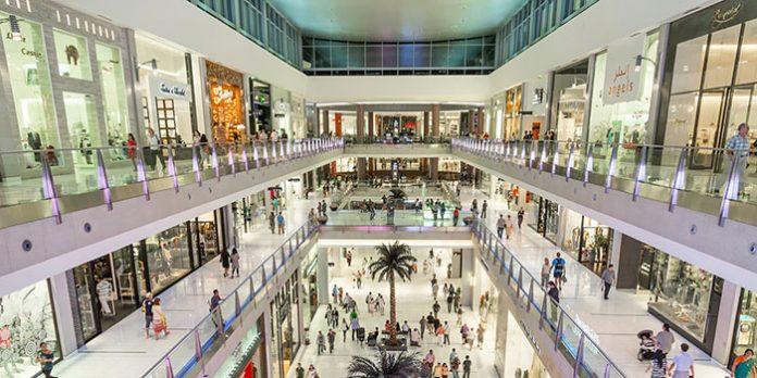 centri-commerciali-696x348