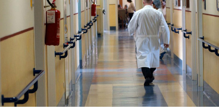 medici-ospedale-1-735x361