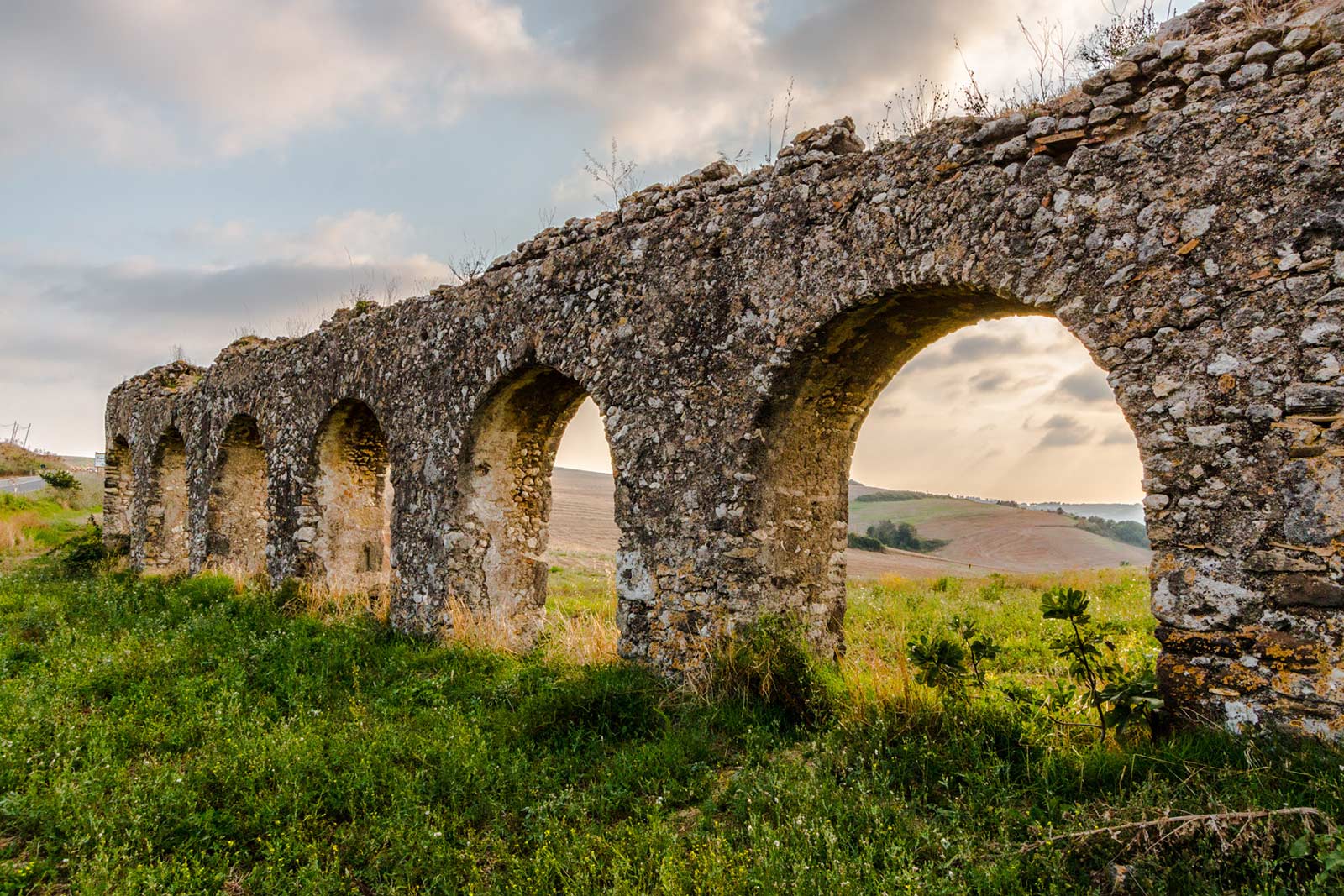acquedotto-romano-tarquinia