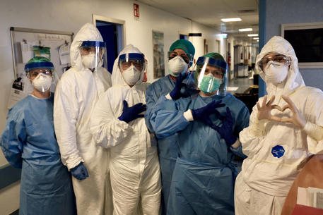 Coronavirus:Gimbe,saliti a 2.629 sanitari contagiati
