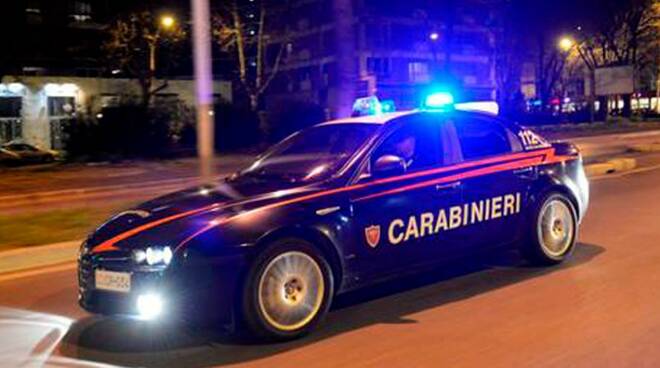 carabinieri-sera-notte