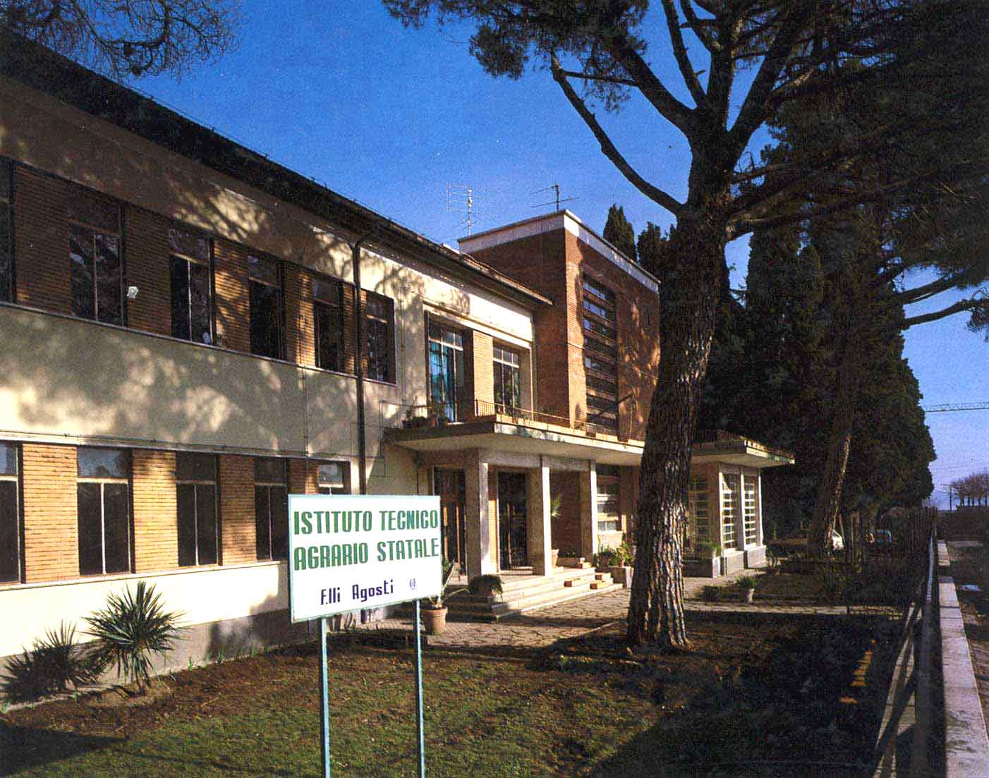 agosti