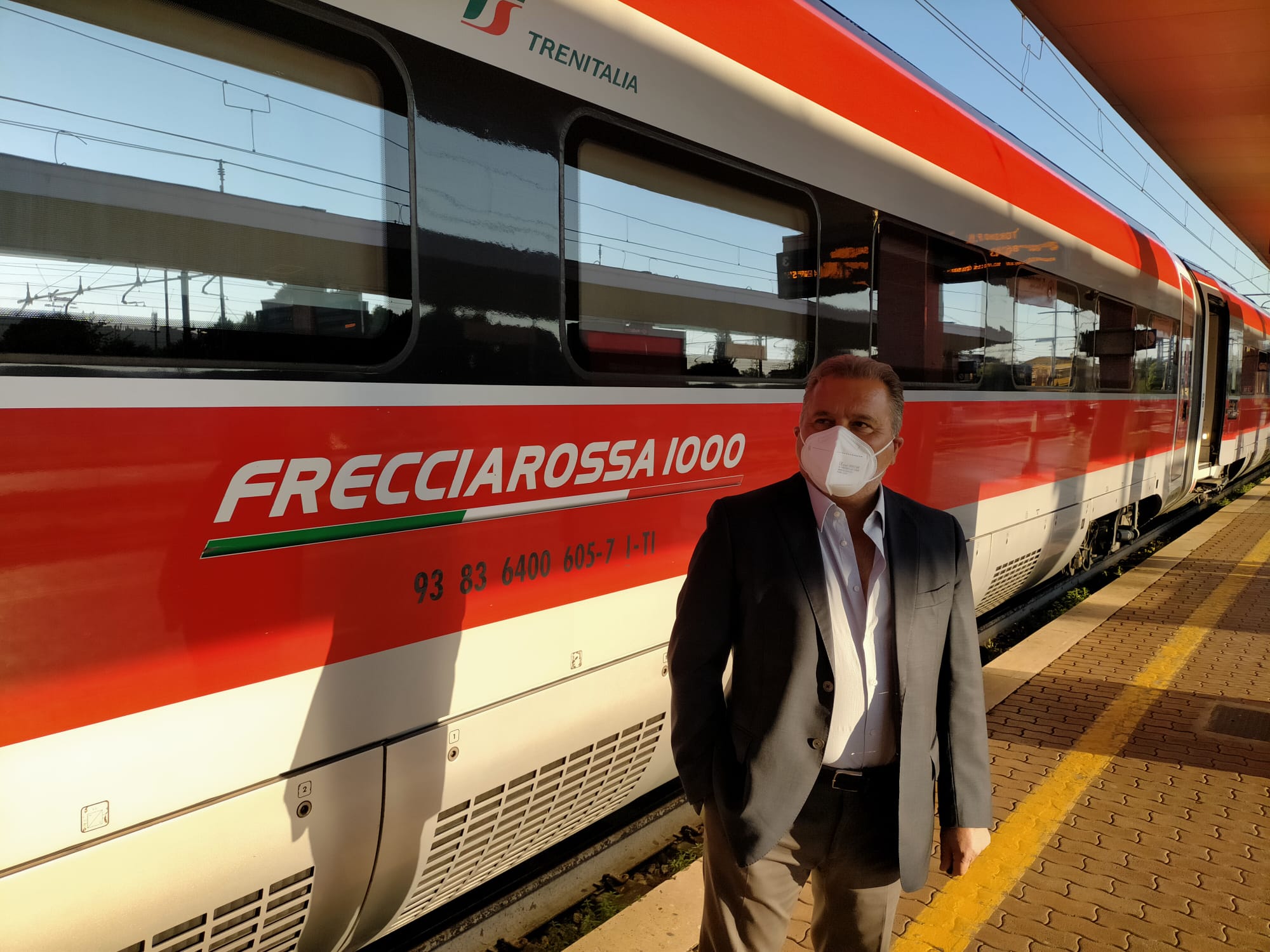 Il consigliere regionale Enrico Panunzi alla stazione di Orte-2