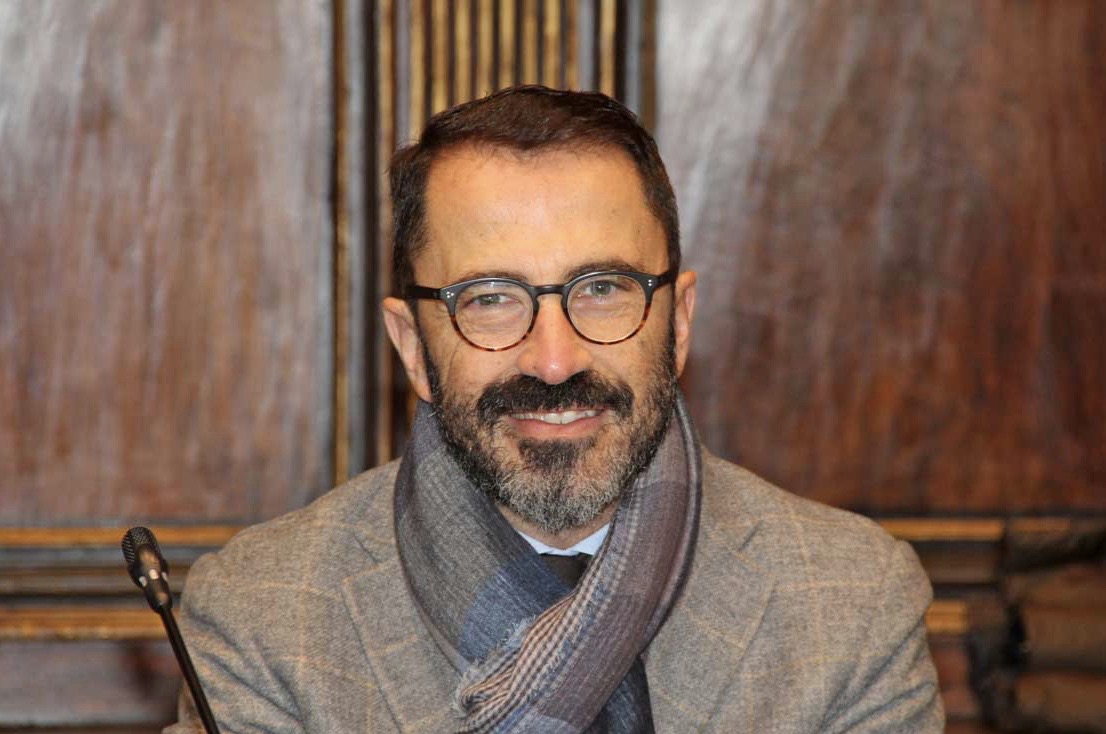 de simone