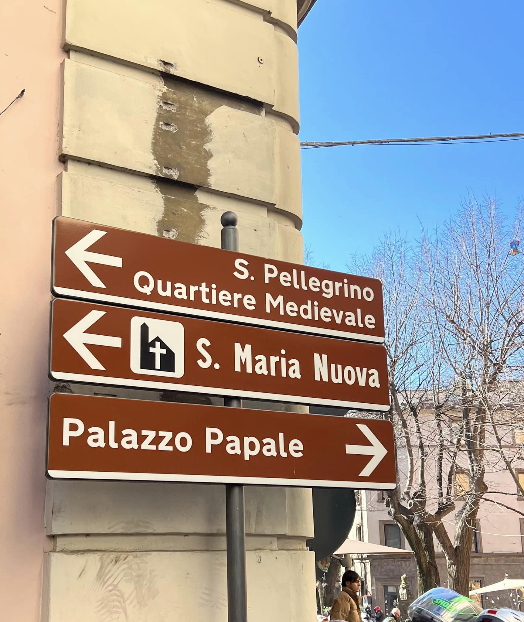 Foto cartelli turistici