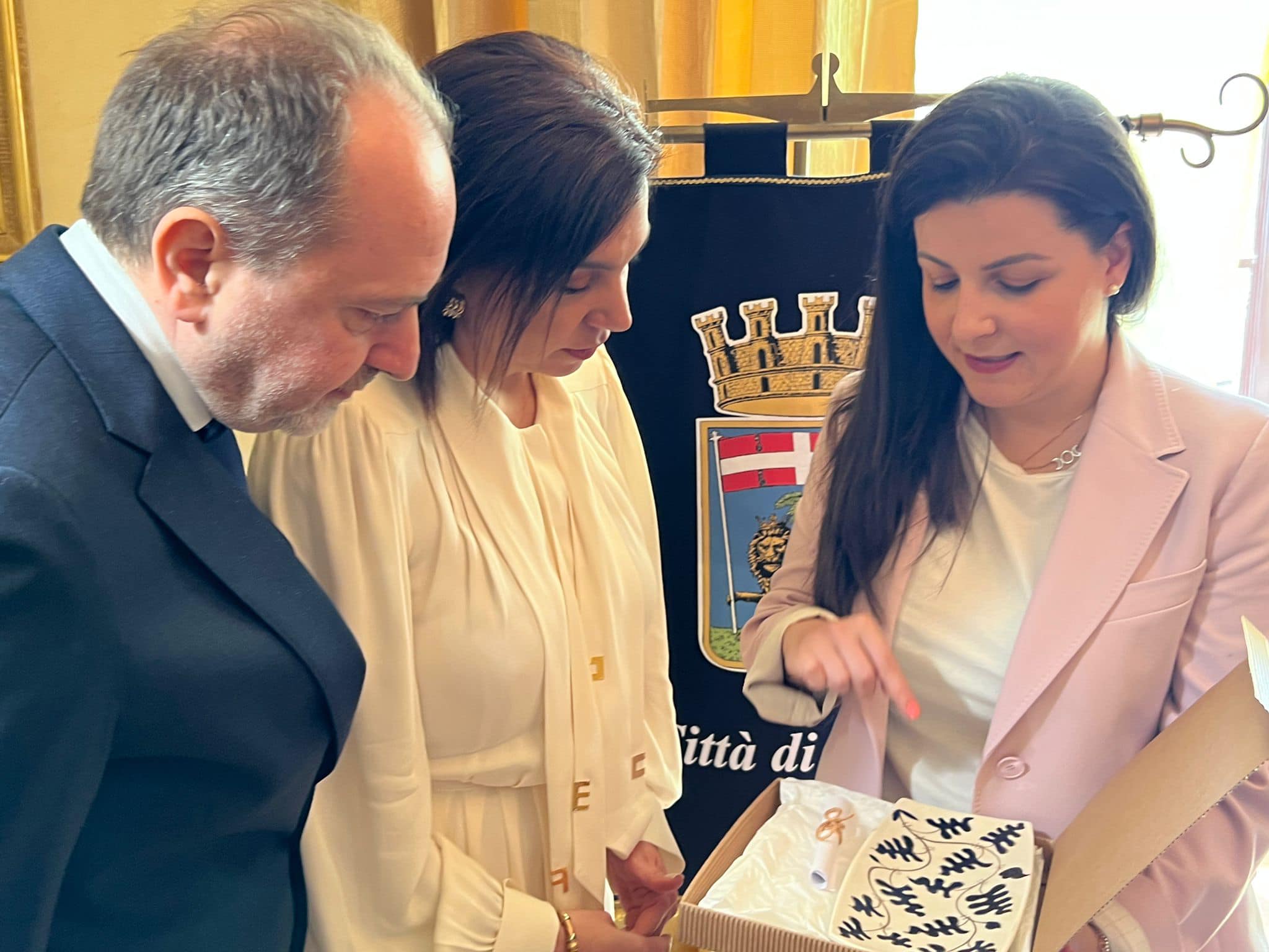 Foto ambasciatore Colombia a Viterbo