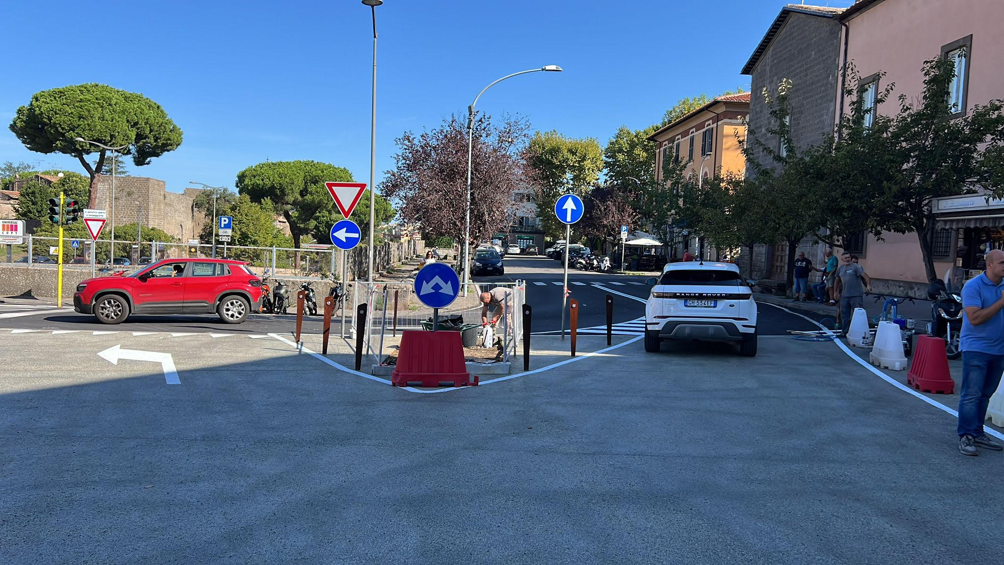 Piazza Crispi 01