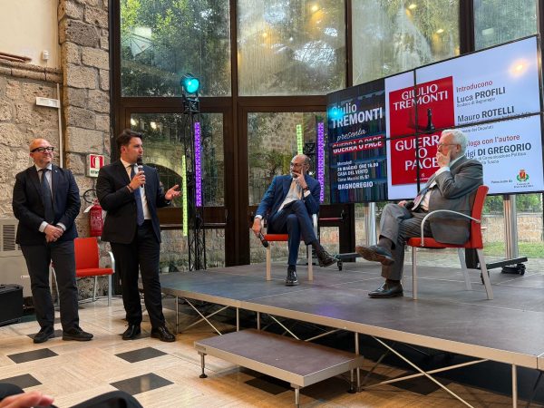 presentazione_libro_tremonti_3