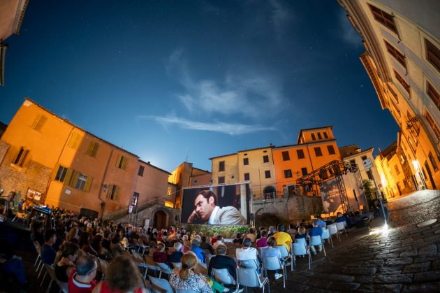 EFF2023 Indagine su un cittadino al di sopra di ogni sospetto