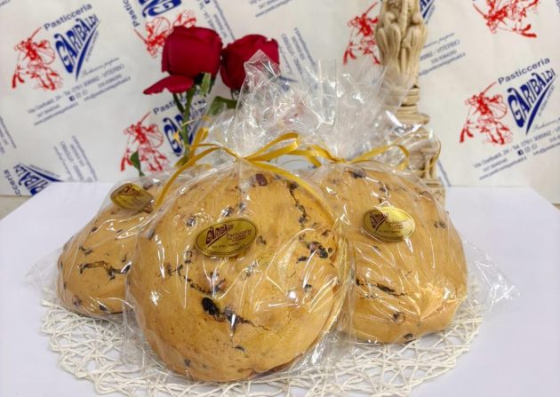 Il pane di Santa Rosa della Pasticceria Garibaldi