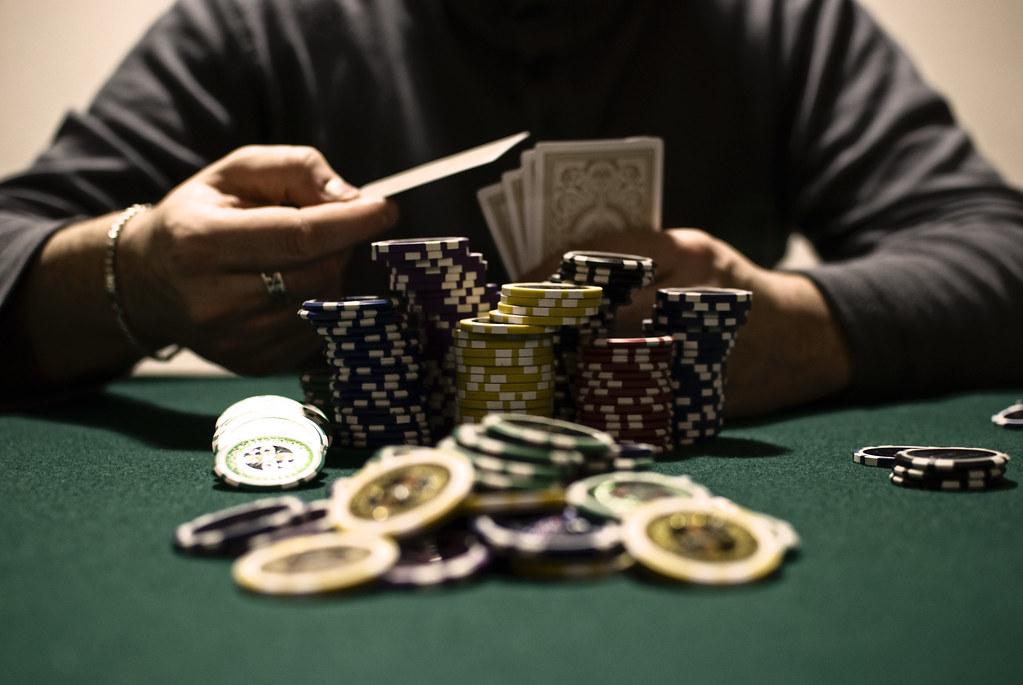 alt=”Poker room italiana varianti” Title=”Lobby con Texas Hold’em, Omaha e Stud”