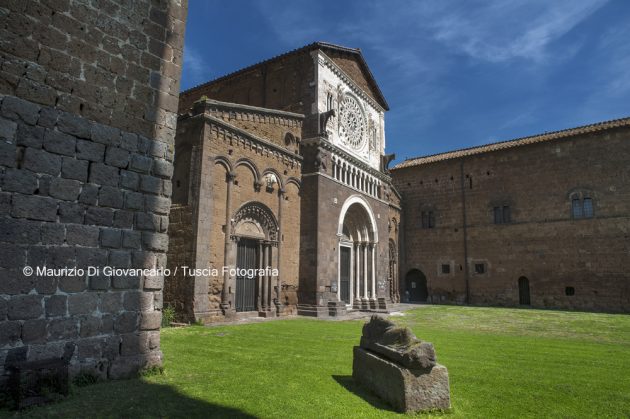 DSC_9603_tuscania chiesa s pietro