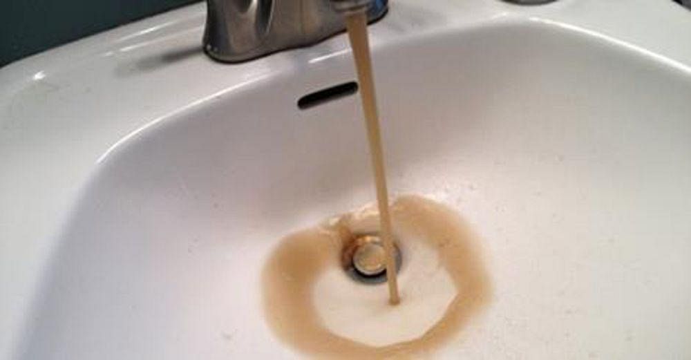 acqua torbida