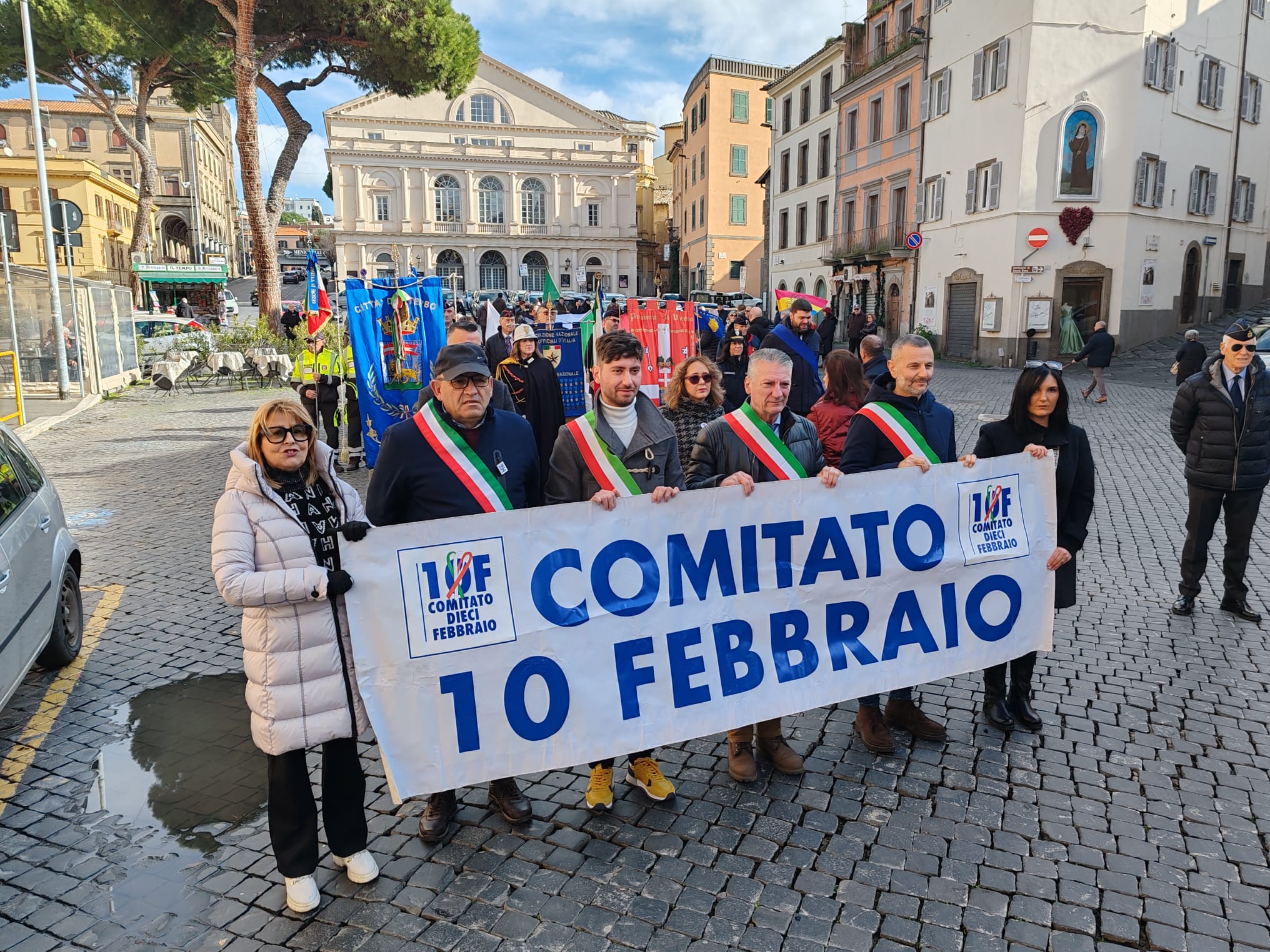 lo striscione che ha aperto il corteo del 9 febbraio 2025 a viterbo