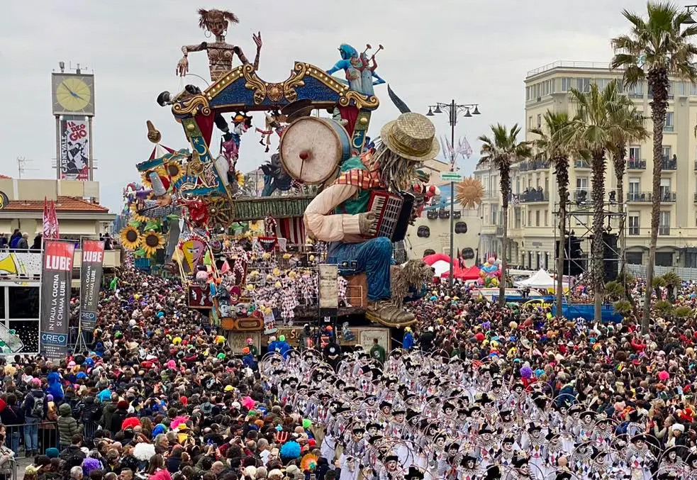 Foto Carnevale di Viareggio