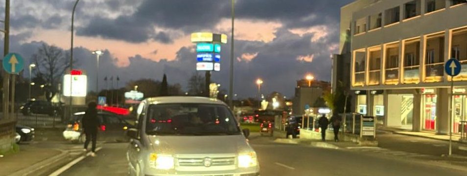 auto-contromano