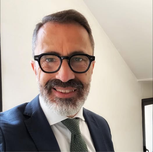 De Simone