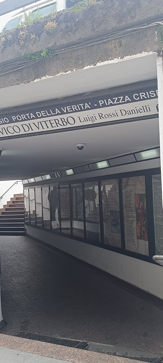 Piazza Crispi