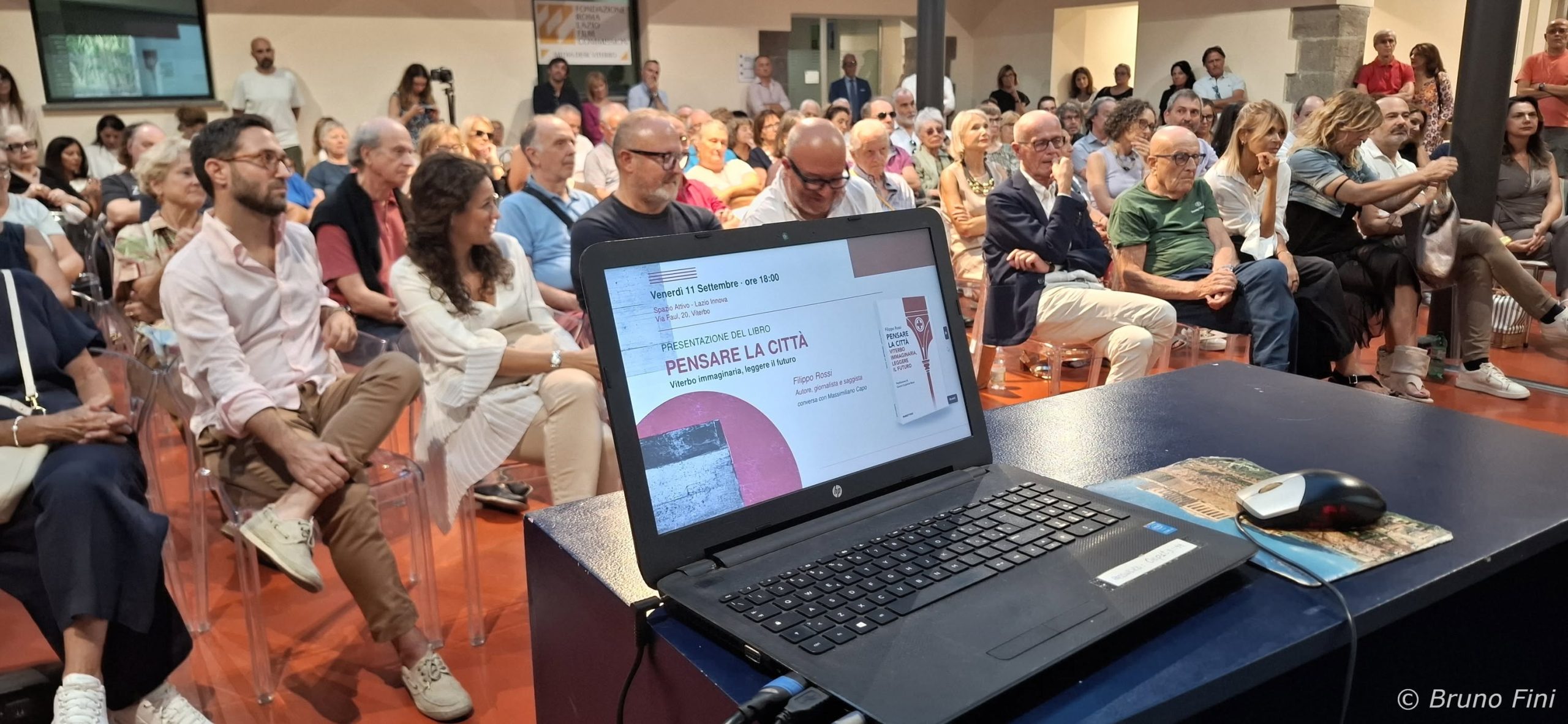 foto Rossi presentazione